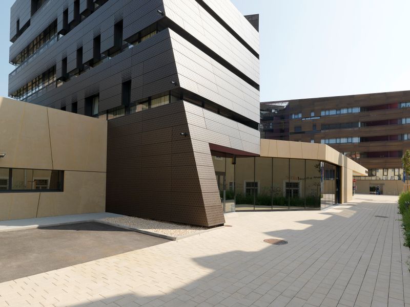 material-competition-project-images-import79AQZy