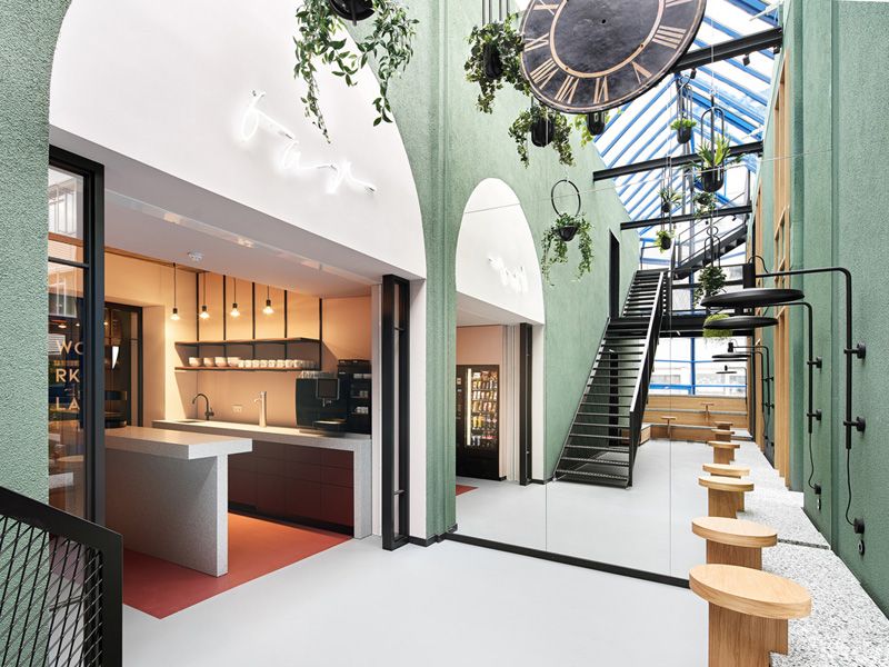 Büroplanung-Stuttgart-Urban-SpaceS-Studio-Komo-Innenarchitektur-QG-05_w.jpg