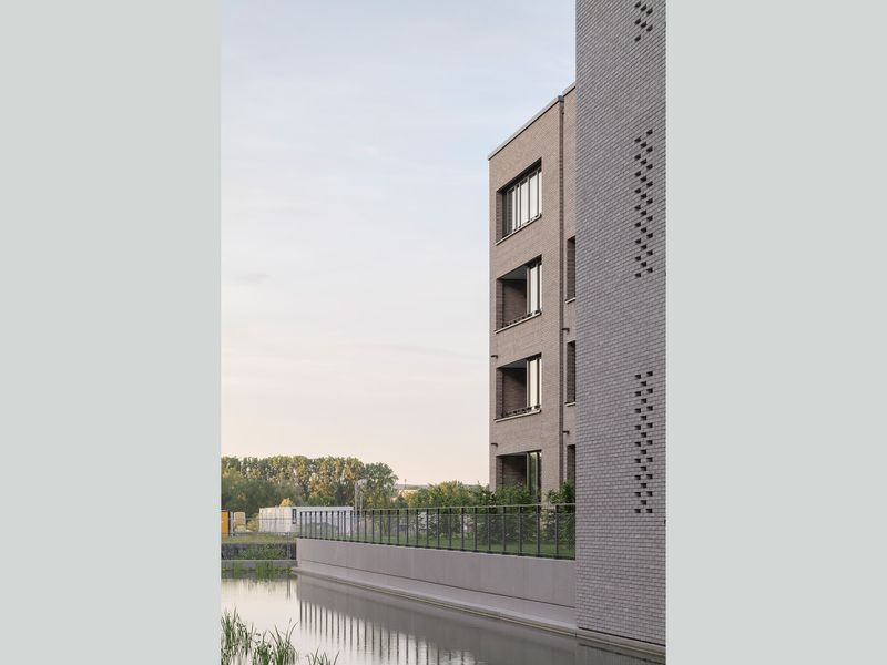 Mp2023_meck architekten gmbh_Wohnen und Arbeiten im Kaufmannshof Mainz_02.jpg