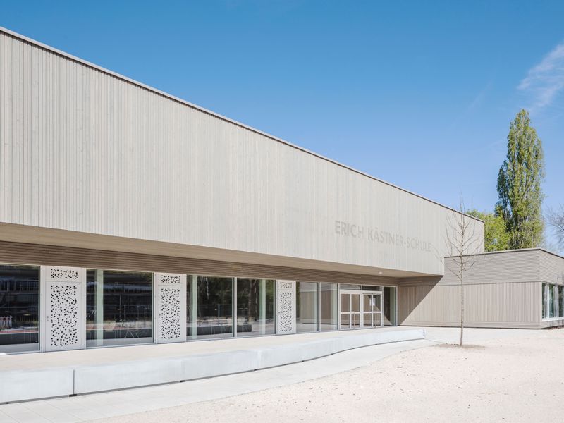 1_Erich-Kästner-Schule_Darmstadt_Kranichstein_Aufmacher_Ansicht Ost._4 zu 3jpg.jpg