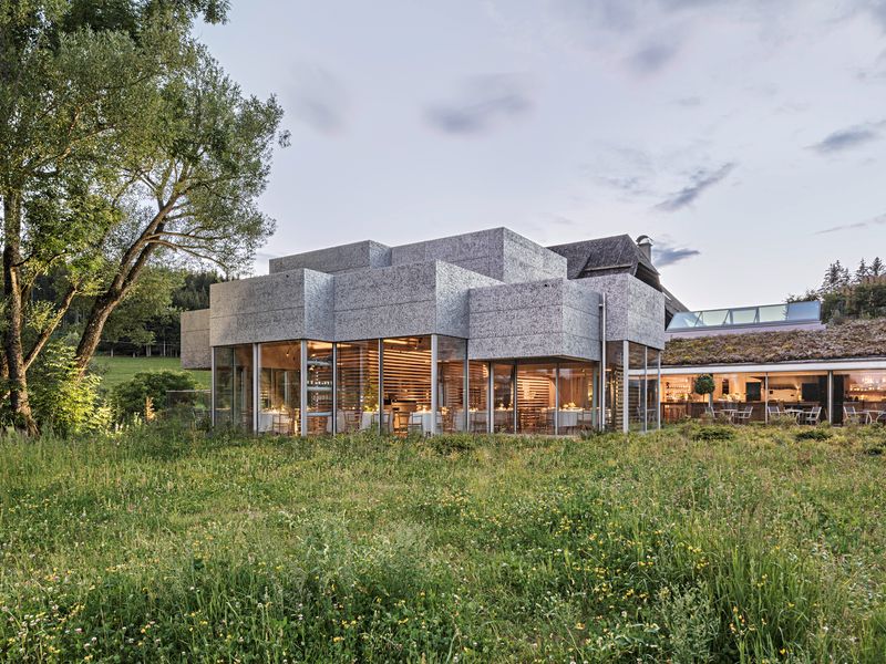 01_PPAG_Steirereck am Pogusch_Salettl mit Alusion-Fassade.jpg