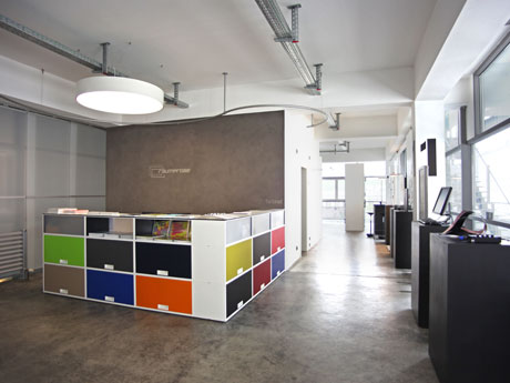 Ausstellung-110606-08_W.jpg.jpg