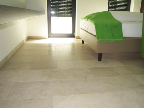 N-13-00-Juma-07_02.jpg.jpg