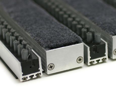 C3232-01-02.jpg