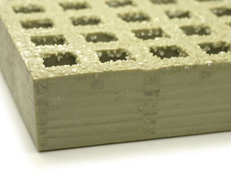 C4369-01-01.jpg